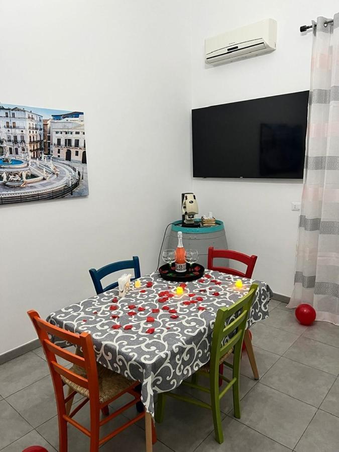 La Casa Di Bella Hotel Palermo Buitenkant foto